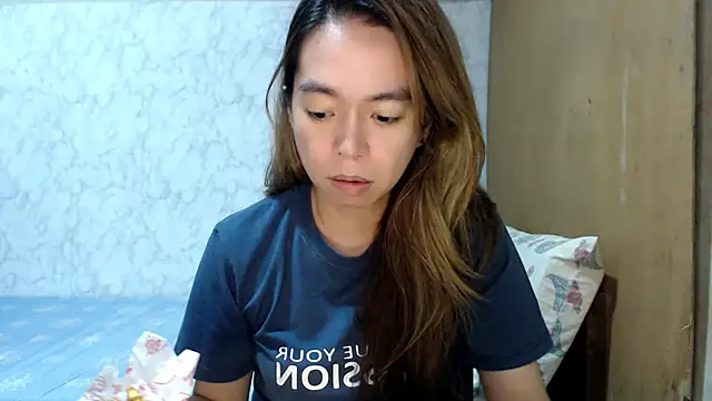 Snapshot of B0rn2Porn chatting on 09/21/25, 10:00 B0rn2Porn online show from 09/21/25, 10:00