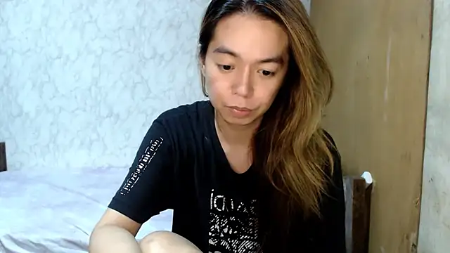 Snapshot of B0rn2Porn chatting on 10/07/25, 10:34 B0rn2Porn online show from 10/07/25, 10:34