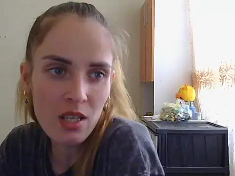 Snapshot of JayeTyler chatting on 11/13/25, 08:35 JayeTyler online show from 11/13/25, 08:35