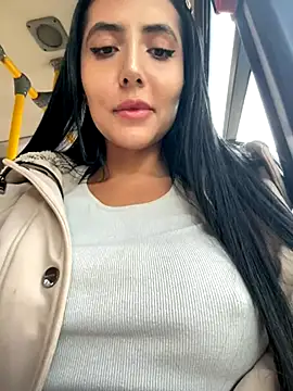 oh nina online show from 10/16/25, 10:11