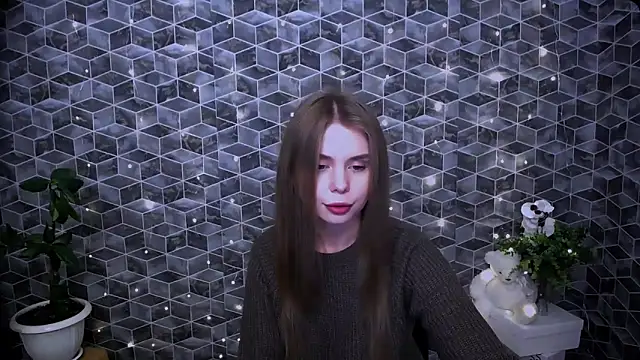 Snapshot of OceanicDawn chatting on 11/12/25, 10:15 OceanicDawn online show from 11/12/25, 10:15