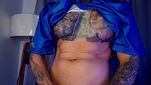 Snapshot of Shane_Clay chatting on 10/12/25, 02:16 Shane Clay online show from 10/12/25, 02:16