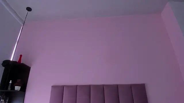 violet myerrs online show from 09/12/25, 12:38