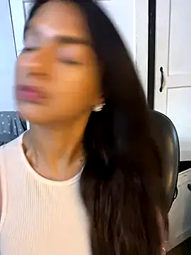 Snapshot of chicachocolate01 chatting on 10/26/25, 07:09 chicachocolate01 online show from 10/26/25, 07:09