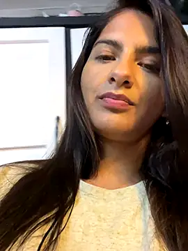 Snapshot of chicachocolate01 chatting on 11/07/25, 06:46 chicachocolate01 online show from 11/07/25, 06:46