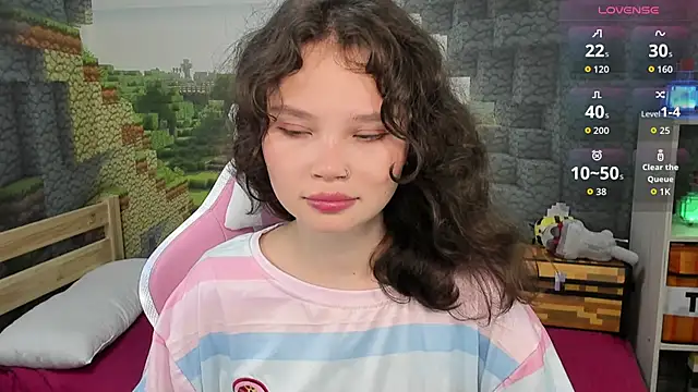 EmilyChaves online show from 09/10/25, 06:08