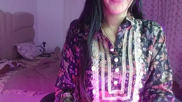 Snapshot of Mini_Meera chatting on 10/08/25, 02:36 Mini Meera online show from 10/08/25, 02:36