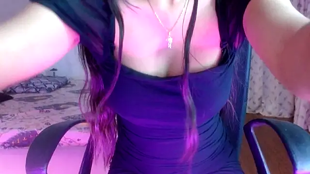 Snapshot of Mini_Meera chatting on 11/07/25, 04:07 Mini Meera online show from 11/07/25, 04:07