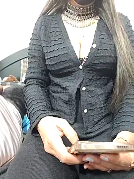 dollysapna1 online show from 11/12/25, 04:07