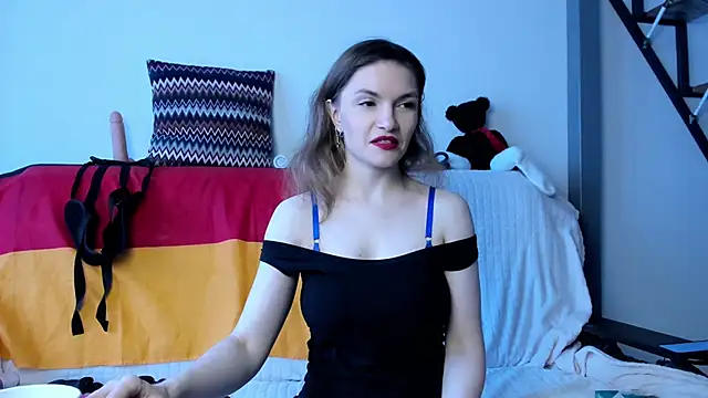 Katherine Twilight online show from 12/19/24, 08:56