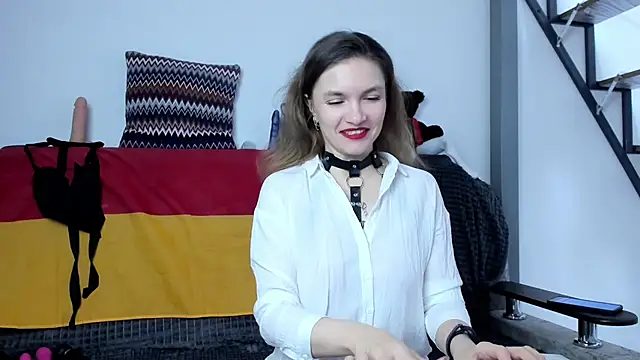 Katherine Twilight online show from 01/10/25, 03:27