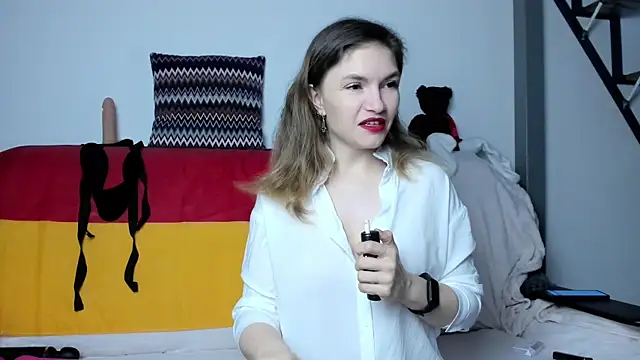 Katherine Twilight online show from 03/07/25, 03:39