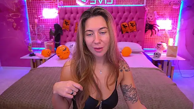 KateShanny online show from 11/01/25, 07:21