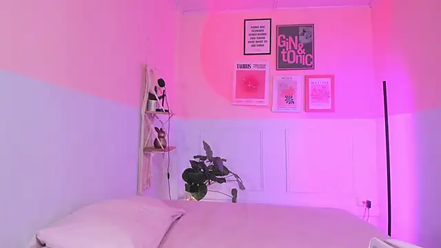 Snapshot of Camila_Rivers chatting on 10/13/25, 11:43 Camila Rivers online show from 10/13/25, 11:43