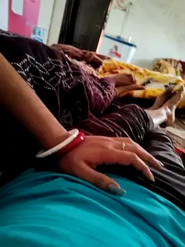 Snapshot of Superhot1 chatting on 11/14/25, 08:35 Superhot1 online show from 11/14/25, 08:35