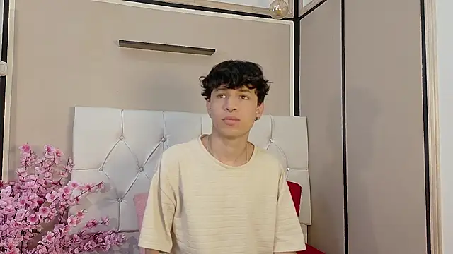 Axel  Evans online show from 10/27/25, 12:09