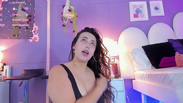 my aleja  online show from 10/11/25, 01:20