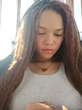 ChloeRaviss online show from 10/19/25, 12:39