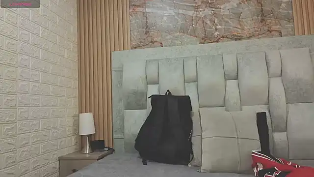 pipedark  online show from 10/10/25, 02:21