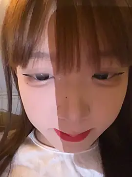 D-033 online show from 11/07/25, 11:32