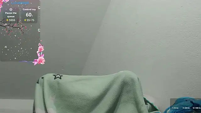 Lily Jone7 online show from 11/06/25, 04:19