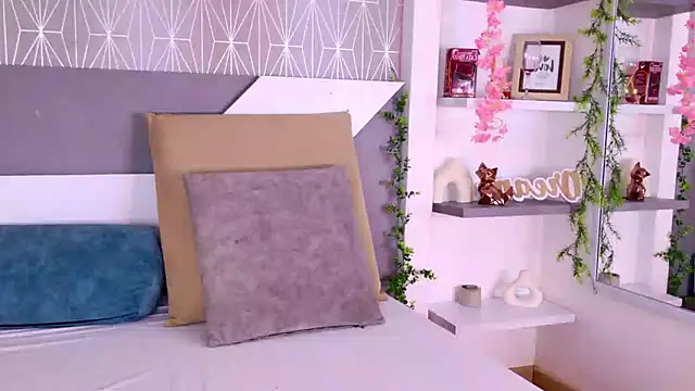 Celine Lee online show from 10/13/25, 05:35