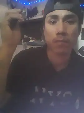 Snapshot of Lunaty00 chatting on 11/20/25, 06:07 Lunaty00 online show from 11/20/25, 06:07