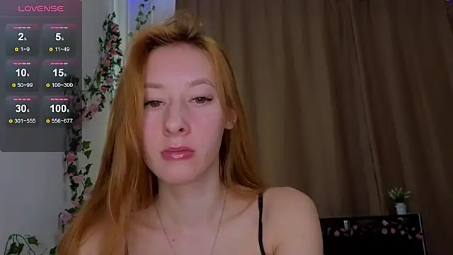 Snapshot of Candy_Flosse chatting on 10/09/25, 08:34 Candy Flosse online show from 10/09/25, 08:34