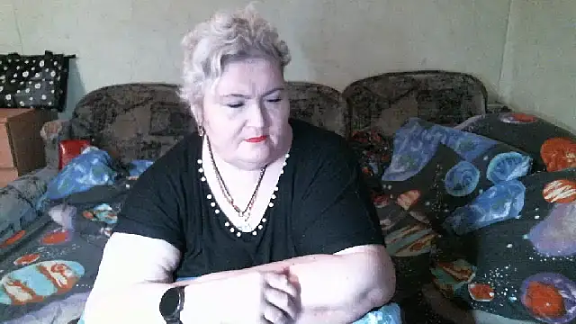 Snapshot of Lana555 chatting on 10/11/25, 12:10 Lana555 online show from 10/11/25, 12:10