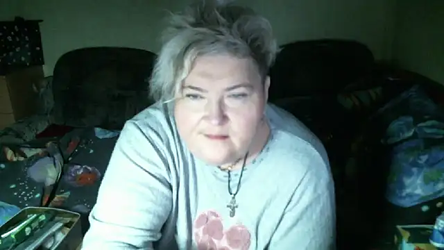 Snapshot of Lana555 chatting on 10/16/25, 11:17 Lana555 online show from 10/16/25, 11:17