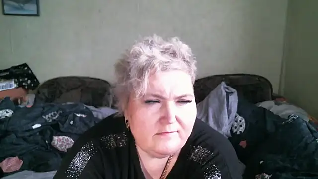 Snapshot of Lana555 chatting on 11/16/25, 09:59 Lana555 online show from 11/16/25, 09:59