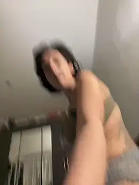 Piggiteablacktea online show from 11/14/25, 11:24