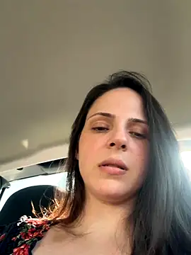 Snapshot of Lady_LauraRose chatting on 10/16/25, 06:53 Lady LauraRose online show from 10/16/25, 06:53