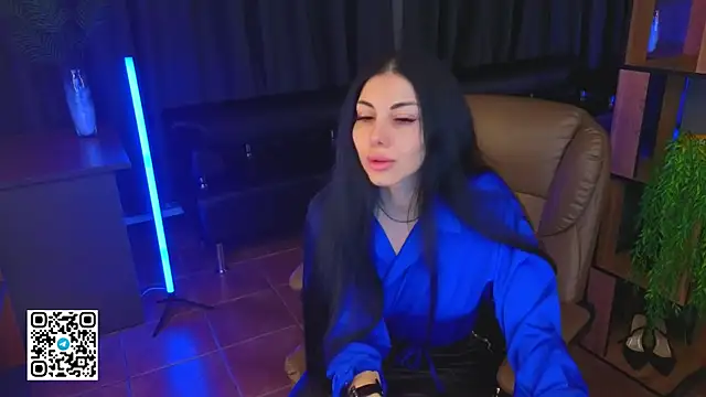 Emmi Swon online show from 09/21/25, 01:57