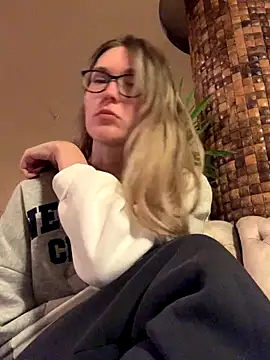 Jugira online show from 11/15/25, 08:27