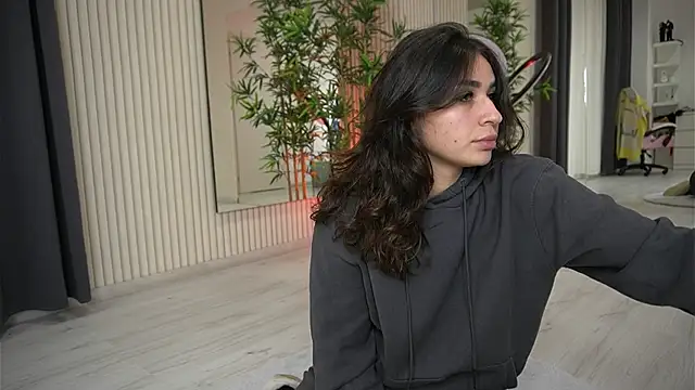 EmmaBlanco online show from 10/11/25, 07:34