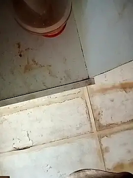 Snapshot of RFeltomWhitJ chatting on 11/21/25, 06:23 RFeltomWhitJ online show from 11/21/25, 06:23