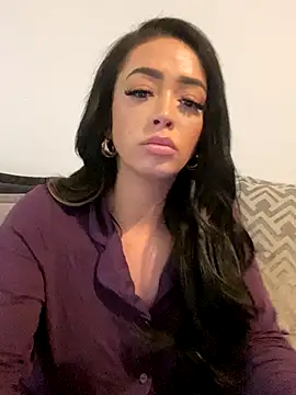 Snapshot of ItsCOCOx chatting on 09/22/25, 11:40 ItsCOCOx online show from 09/22/25, 11:40