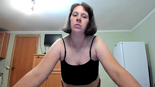Snapshot of KATTYWARM_ chatting on 09/29/25, 10:47 KATTYWARM online show from 09/29/25, 10:47
