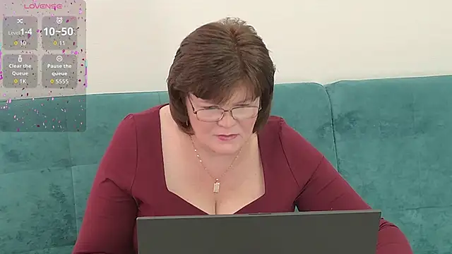 Snapshot of Sandra_Sunrise chatting on 10/10/25, 09:08 Sandra Sunrise online show from 10/10/25, 09:08