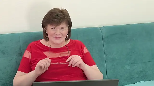 Snapshot of Sandra_Sunrise chatting on 10/31/25, 09:54 Sandra Sunrise online show from 10/31/25, 09:54