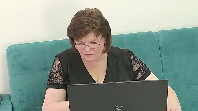 Snapshot of Sandra_Sunrise chatting on 11/06/25, 08:15 Sandra Sunrise online show from 11/06/25, 08:15