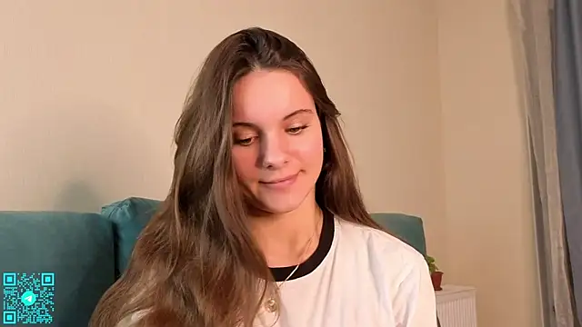 chloemilka online show from 09/26/25, 05:39