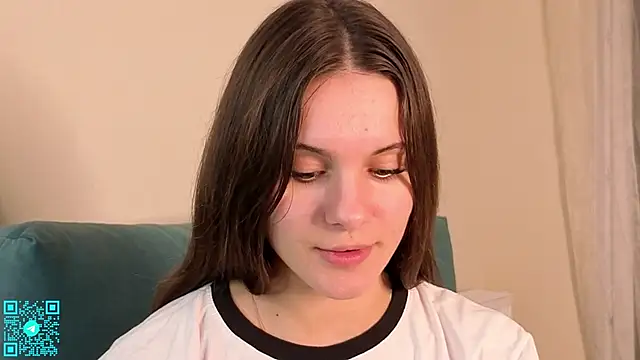 chloemilka online show from 09/29/25, 05:51