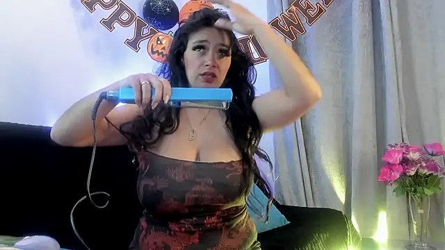 Maitte love online show from 10/20/25, 10:27