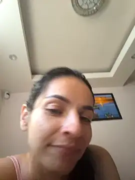 Snapshot of karol_rose chatting on 10/10/25, 12:04 karol rose online show from 10/10/25, 12:04