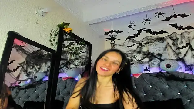 Snapshot of karol_rose chatting on 10/20/25, 07:14 karol rose online show from 10/20/25, 07:14