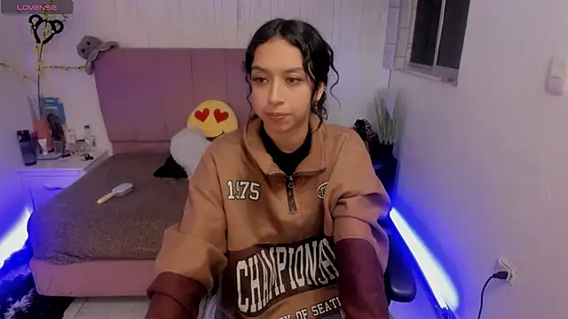 anna moon11 online show from 09/17/25, 03:41