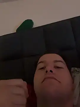 Snapshot of Lars2306 chatting on 10/28/25, 11:03 Lars2306 online show from 10/28/25, 11:03