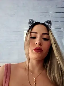 Natasanz online show from 10/29/25, 08:32